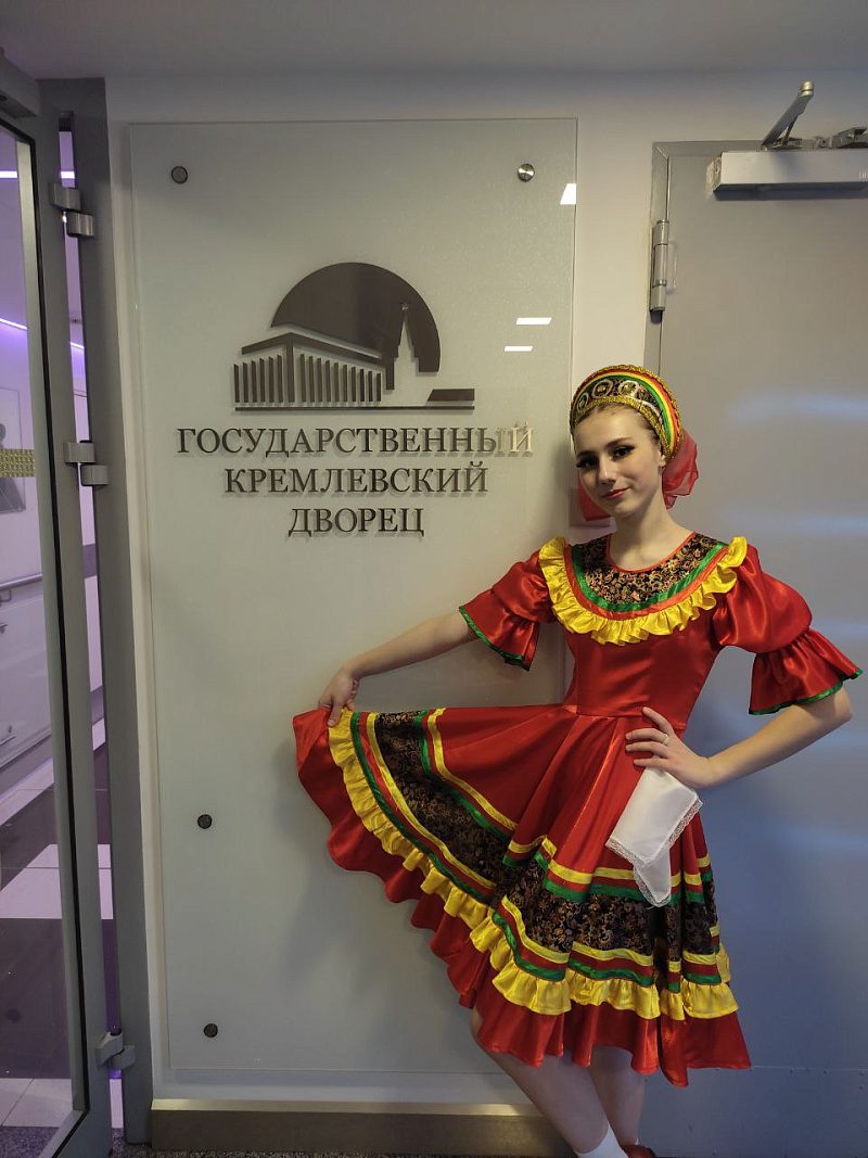 Студентка ФИЯ приняла участие в фестивале «Танцуй и пой, моя Россия»